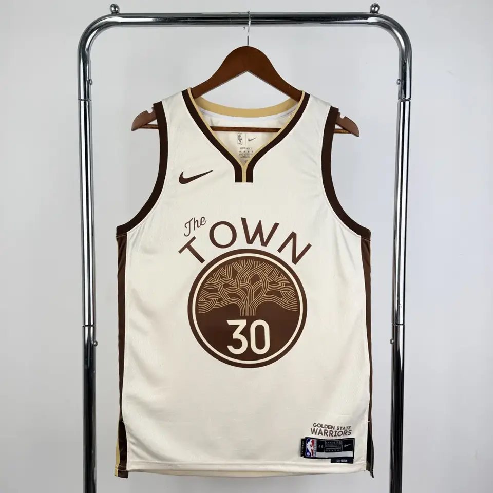 Temporada 26 Warriors edición ciudad número 30 Curry