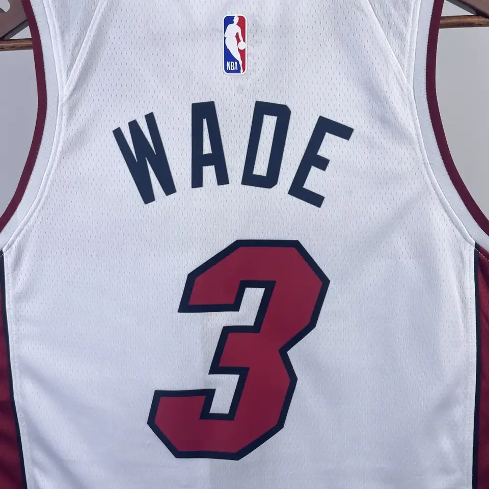 Miami Heat cuello en V blanco nº3 Wade