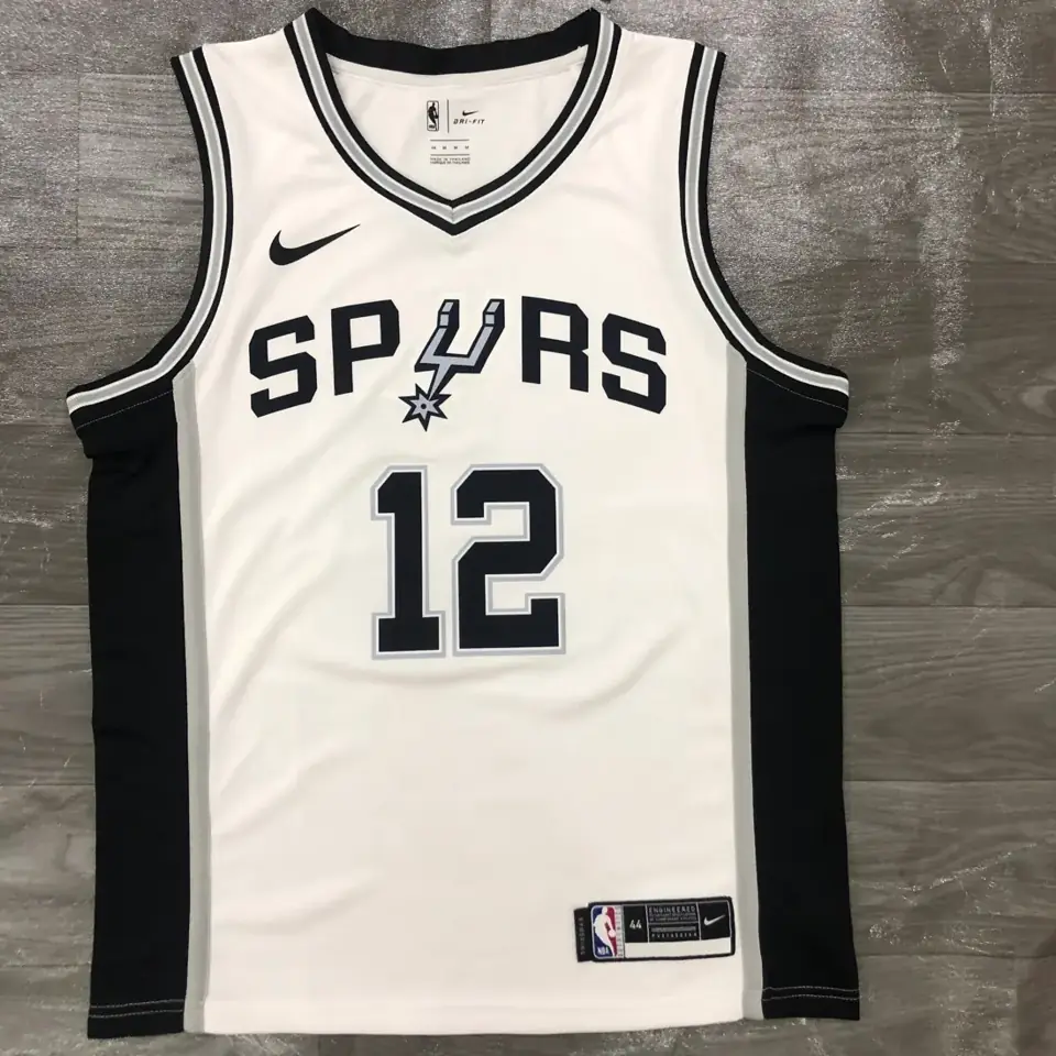 San Antonio Spurs blanco número 12 LaMarcus Aldridge