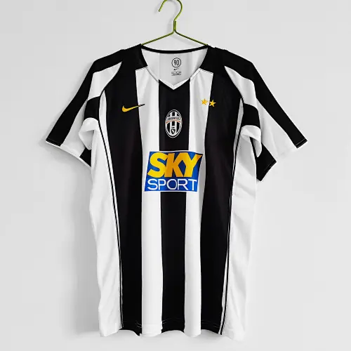 Temporada 2004/05 Juventus local retro 8A
