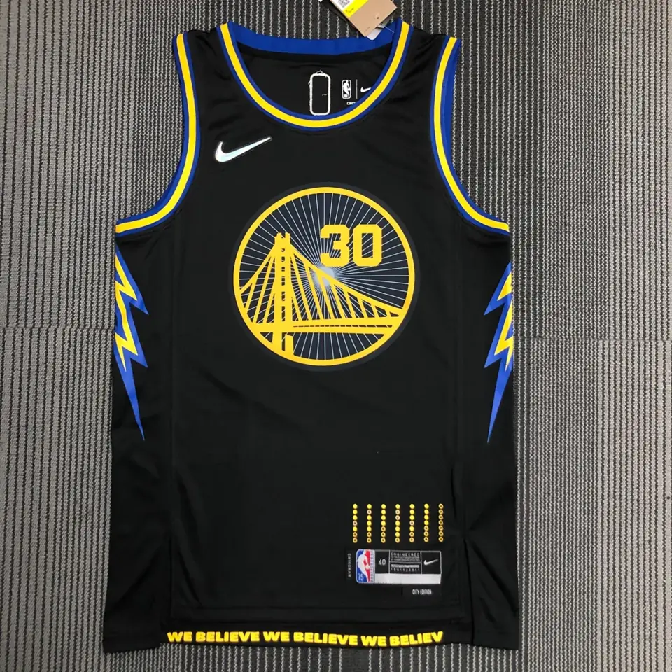 Temporada 22, Warriors, Edición City, número 30, Curry