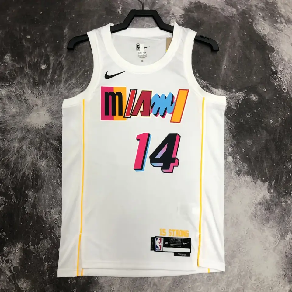 Miami Heat edición City temporada 23 nº14 Herro