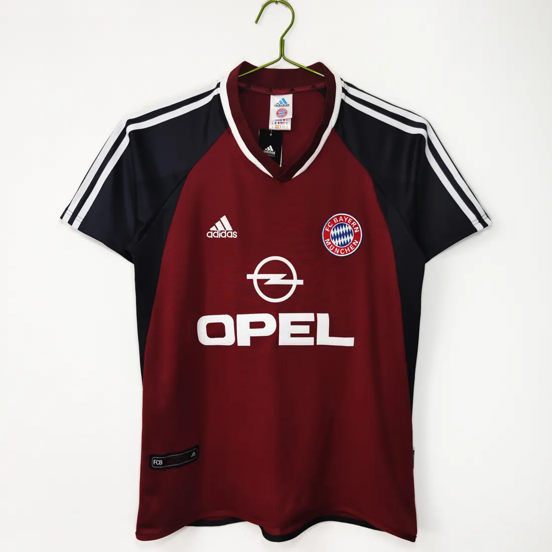 Temporada 2001/02 Bayern de Múnich local retro 8A