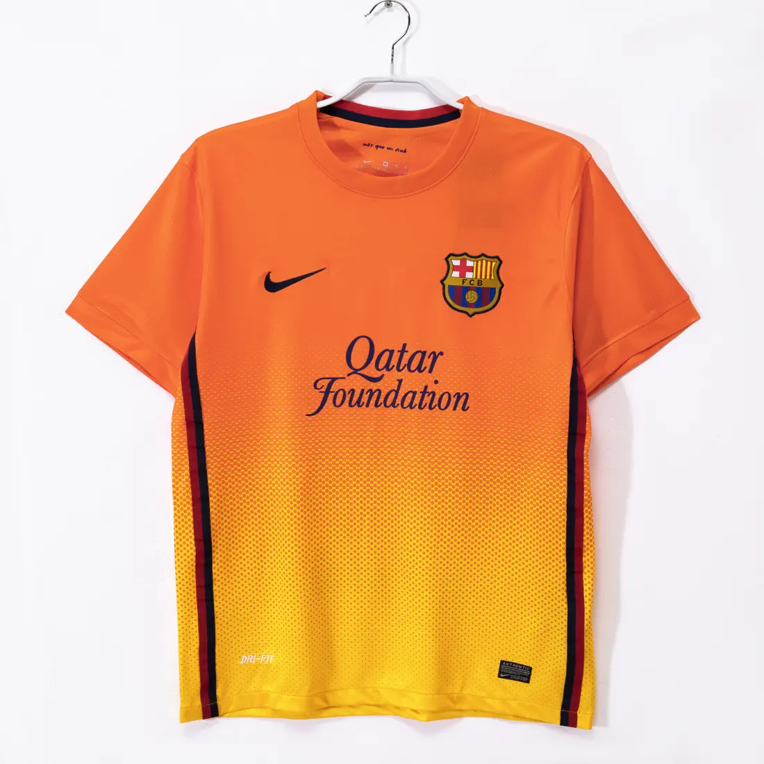 Temporada 2012/13 Barcelona visitante naranja 5 A