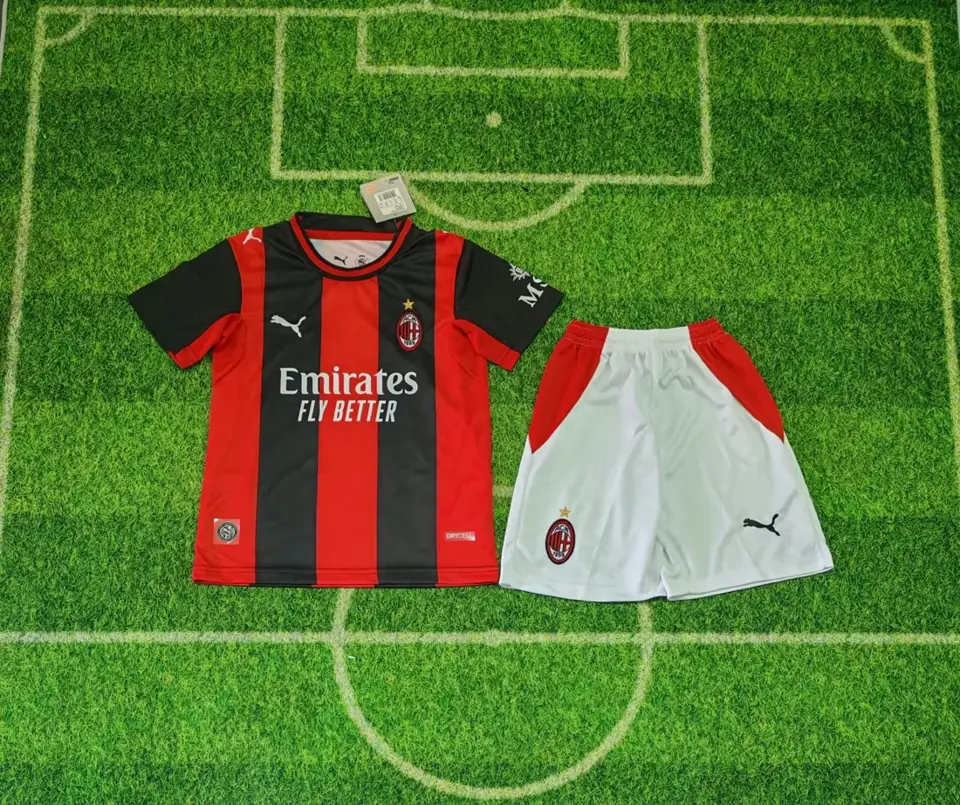 26-27 AC Milan local para niños