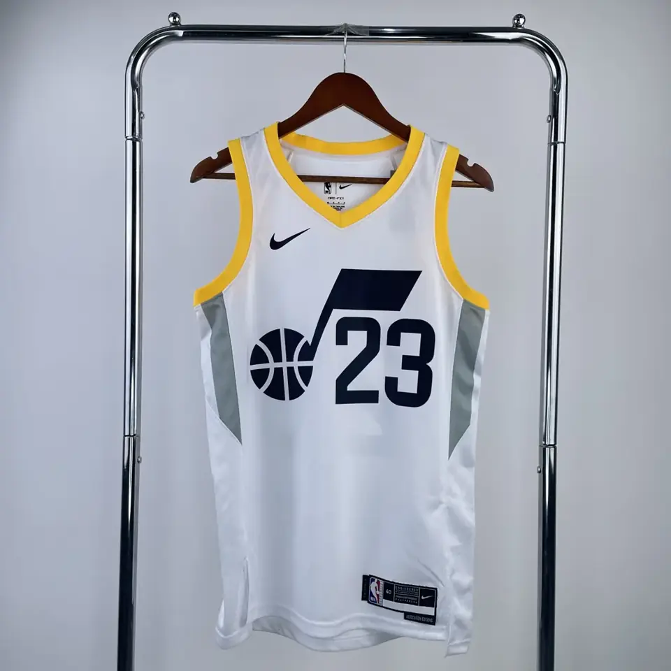 Temporada 23 Jazz local blanco número 23 Markkanen