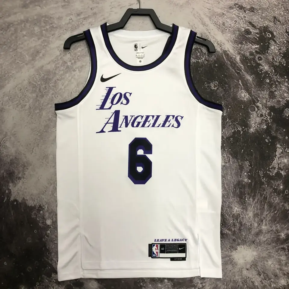 Temporada 23 Lakers Edición City nº 6 James