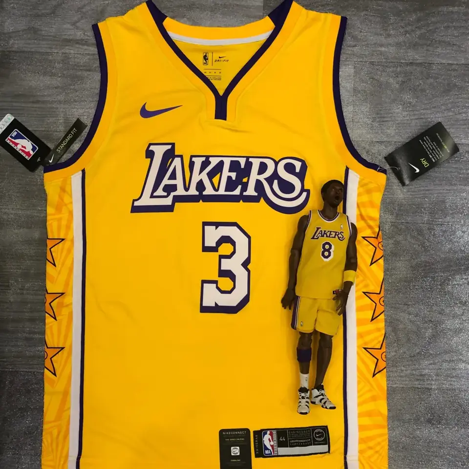 Los Angeles Lakers con estrellas nº 3 Davis