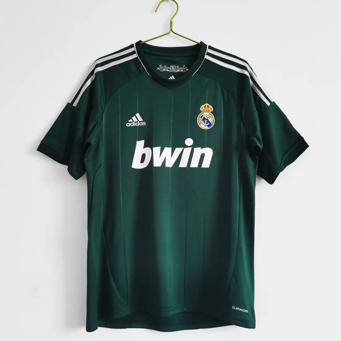 Temporada 2012/13 Real Madrid tercera equipación retro 5A