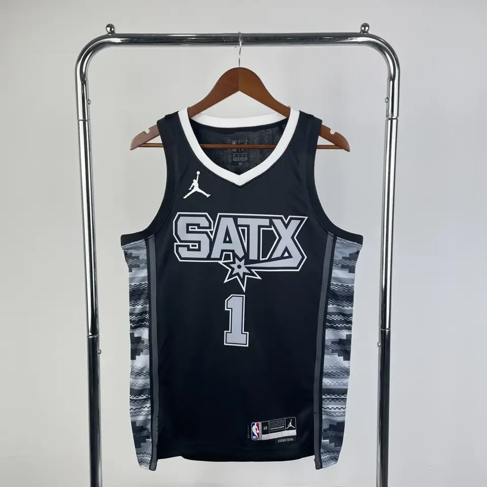 Temporada 23 Spurs edición Jumpman número 1 Wembanyama
