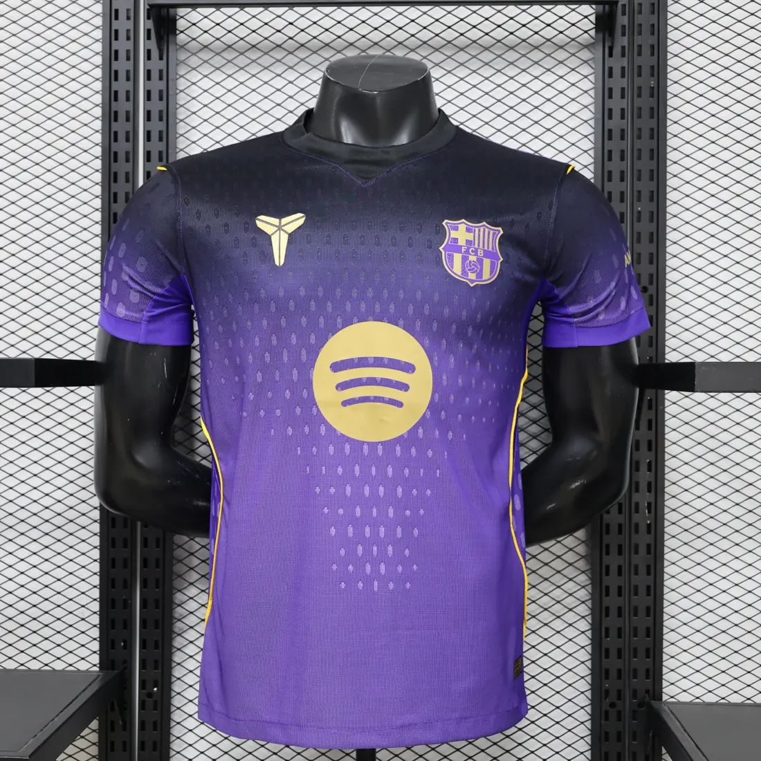 26-27 Barça morado
