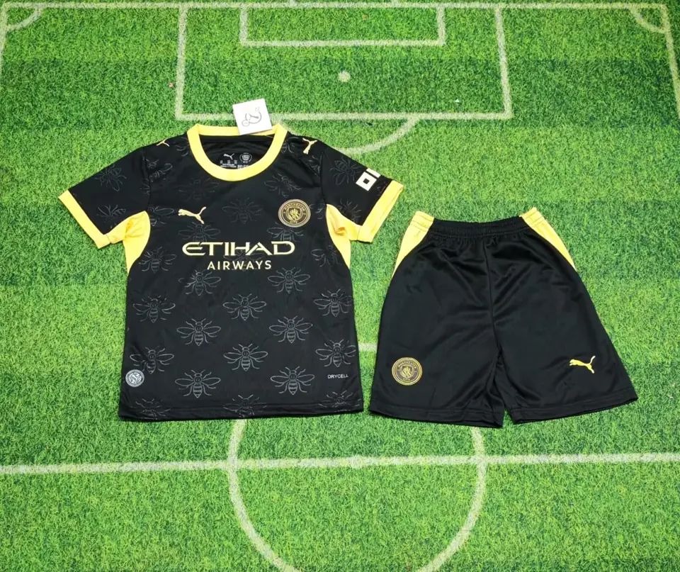 26-27 Manchester City visitante