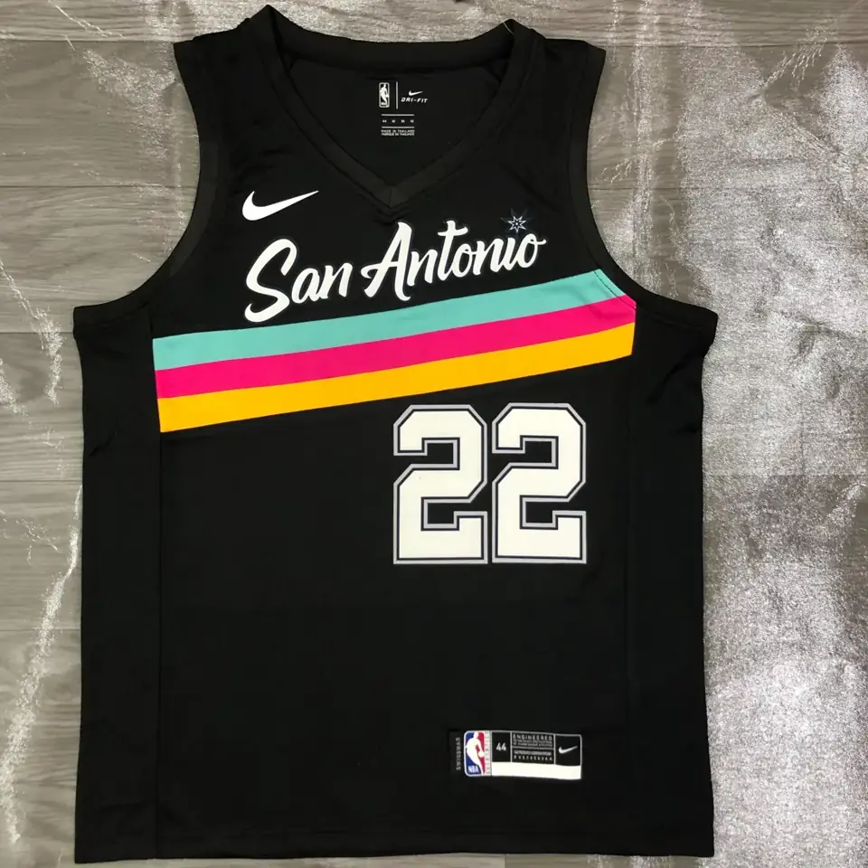 Temporada 21 San Antonio Spurs Edición Ciudad número 22 Gay