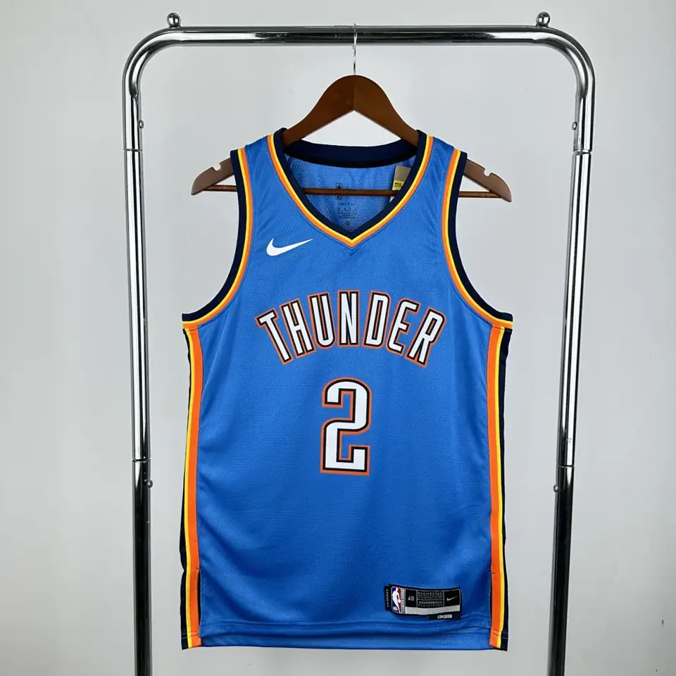 Temporada 23 Thunder azul n.º 2 Alexander