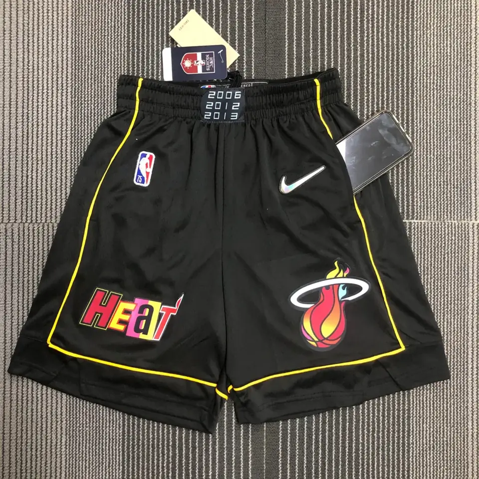 Temporada 22 Heat edición ciudad pantalones cortos