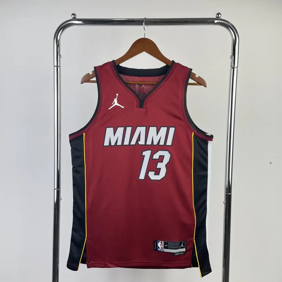 Temporada 23 Heat Edición limitada Flyman nº 13 Adebayo