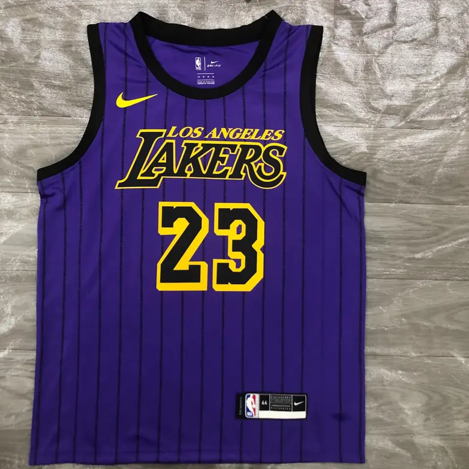 Temporada 18 Los Angeles Lakers morado Edición limitada de rayas nº 23 James
