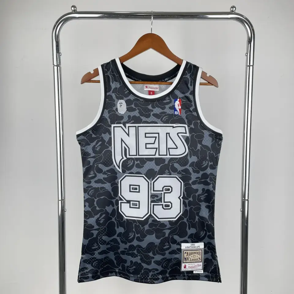 Camiseta colaborativa BAPE×M&N: Brooklyn Nets negra número 93