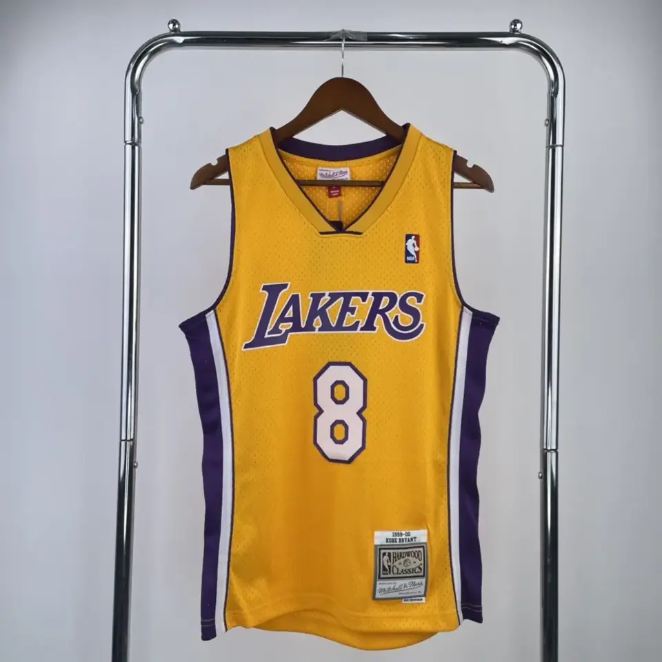 Camiseta retro termosellada MN: SW de los Lakers temporada 99/00, cuello en V, amarilla, número 8 Kobe