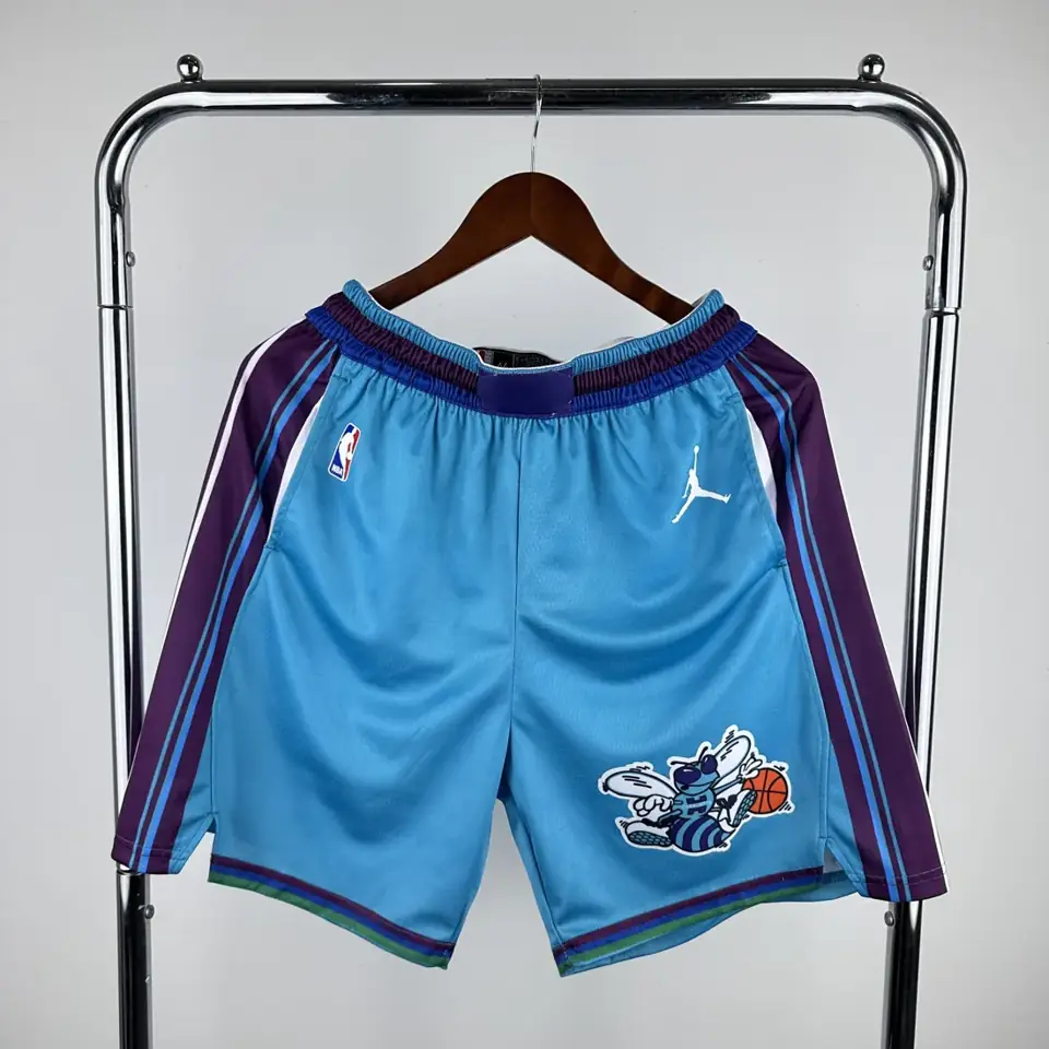 Temporada 24 Hornets pantalones cortos retro