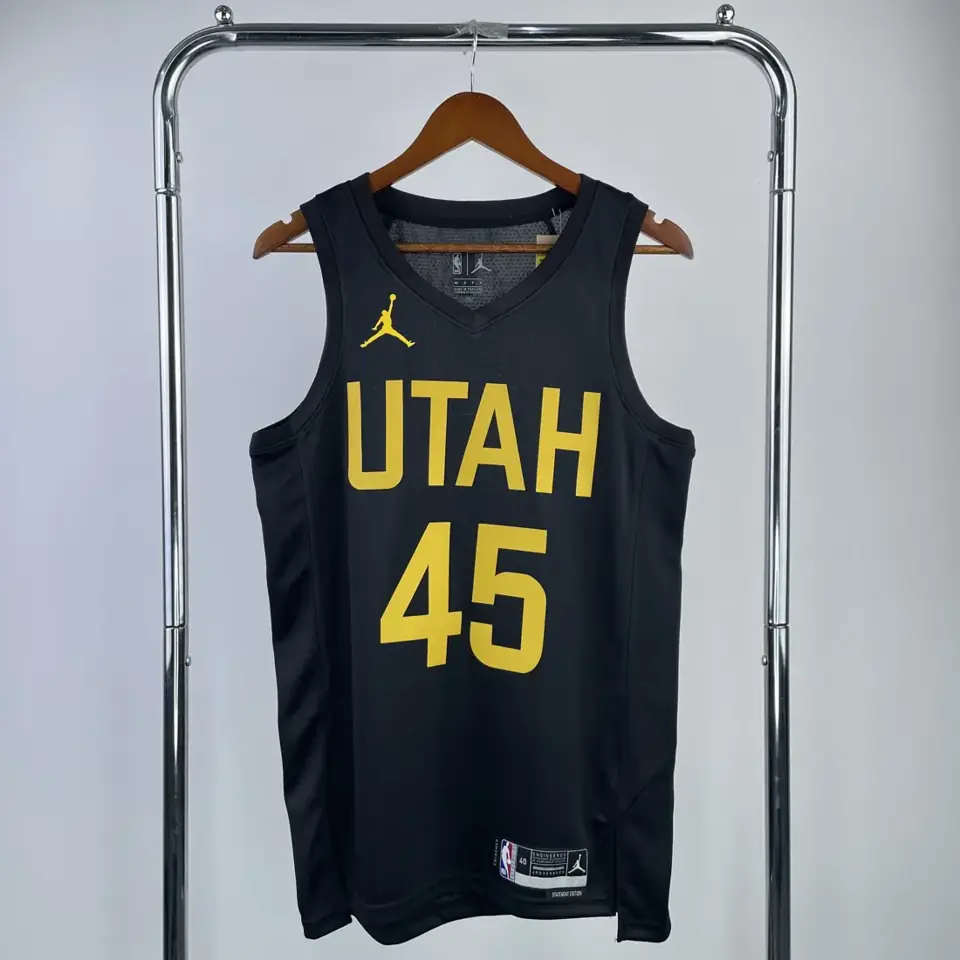Temporada 23 Jazz Jordan Edición Limitada Número 45 Mitchell