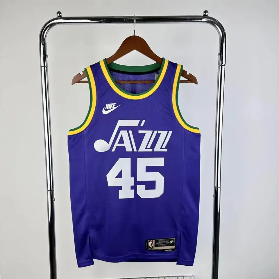 Temporada 24 Jazz retro nº 45 Mitchell
