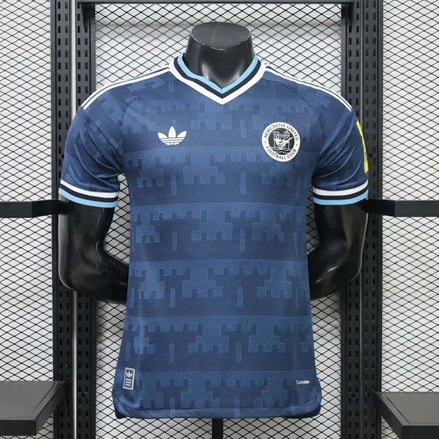 26-27 Newcastle United visitante S-2XL