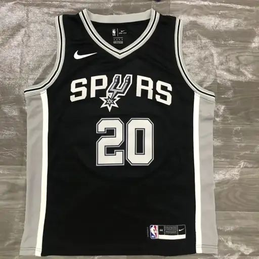 Spurs negro número 20 Ginóbili