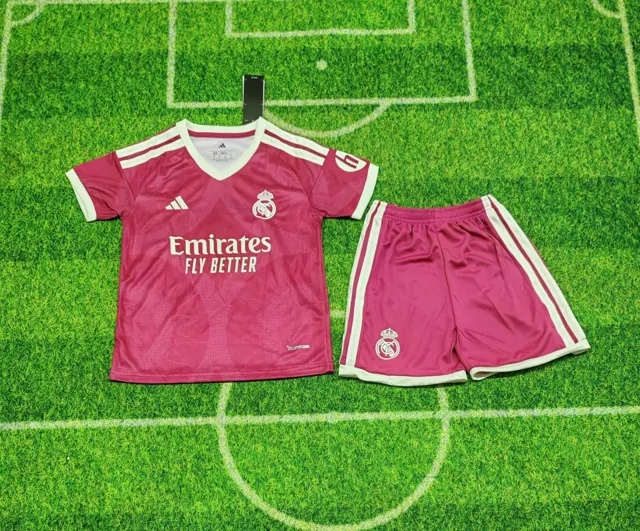 2627 Real Madrid tercera equipación
