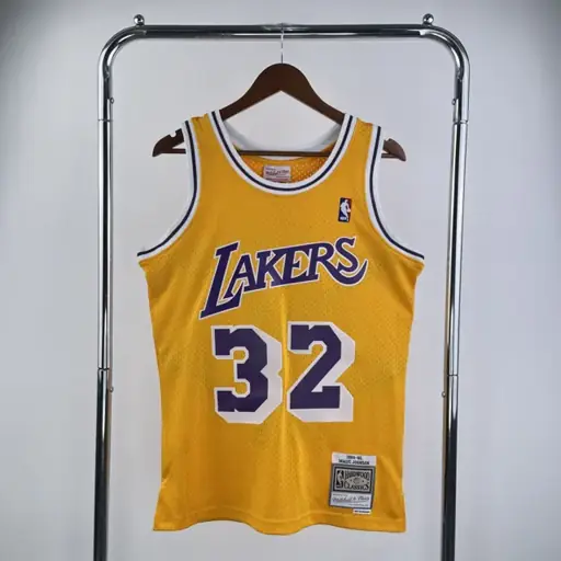 Camiseta retro MN termo-prensada: SW Los Angeles Lakers temporada 84/85 cuello redondo amarillo n.º 32 Johnson
