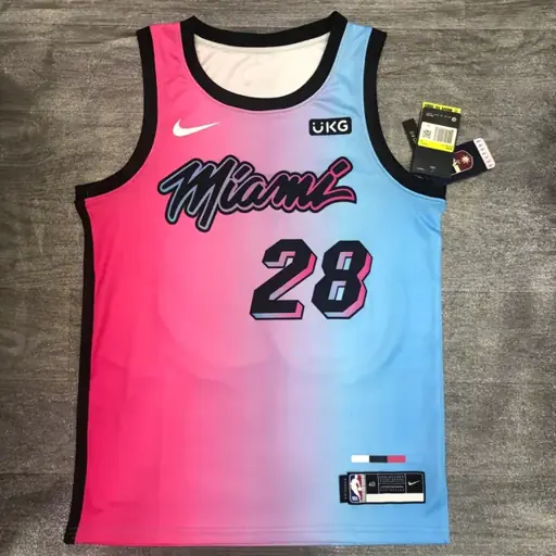 Temporada 21 Heat de Miami edición ciudad con degradado, n.º 28 Andre Iguodala