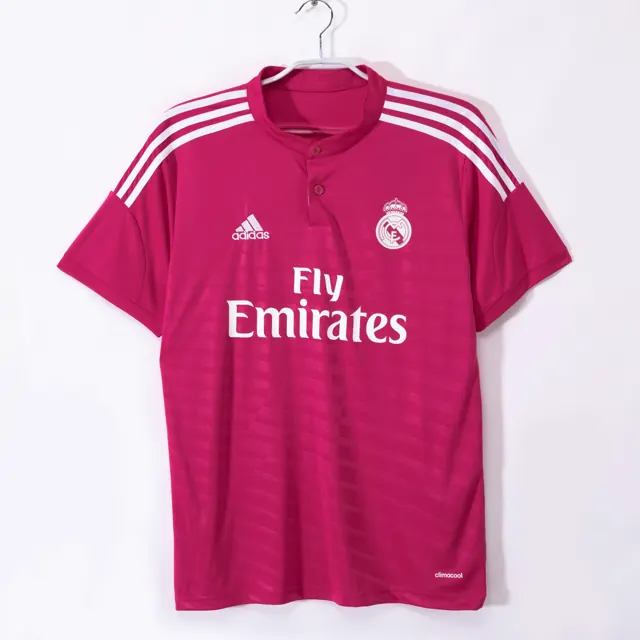 Temporada 2014/15 Real Madrid visitante fucsia 5A