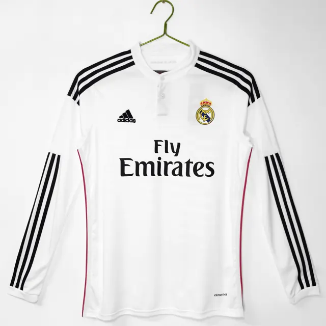 Manga larga: Temporada 2014/15 Real Madrid local 3B