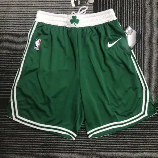 Celtics shorts de juego verdes