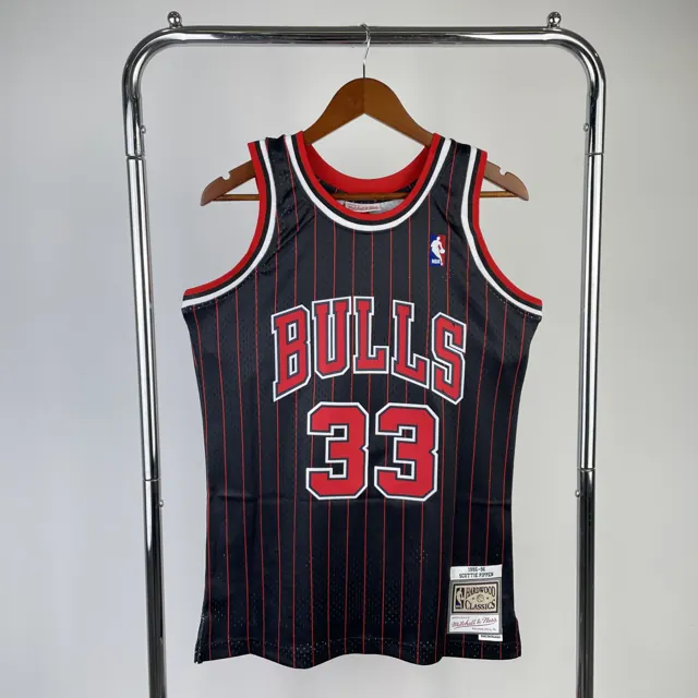 MN camiseta retro termoimpresa: SW Chicago Bulls temporada 96 rayas negras nº33 Pippen