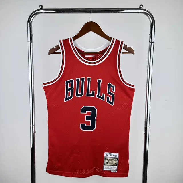 Camiseta retro termoimpresa MN: SW Bulls temporada 16/17 rojo nº 3 Wade
