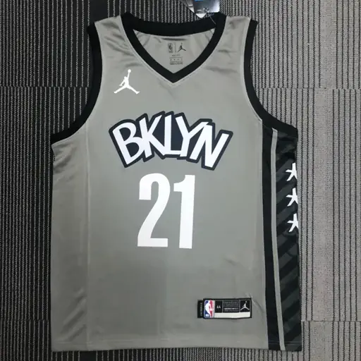 Nets modelo Jumpman gris número 21 Aldridge