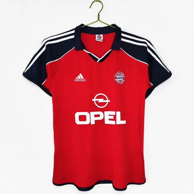 Temporada 2000/01 Bayern de Múnich local retro 5A