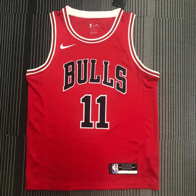 Bulls rojo #11 DeRozan
