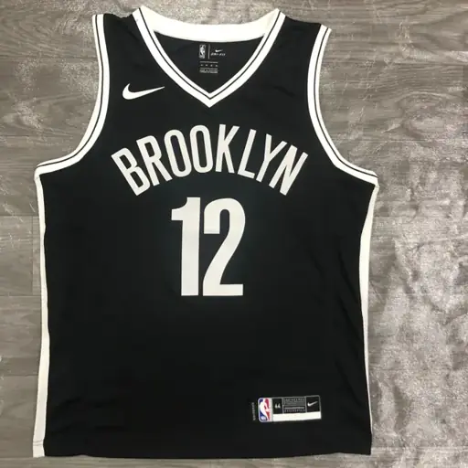 Brooklyn Nets, cuello en V, negro, nº 12 Joe Harris