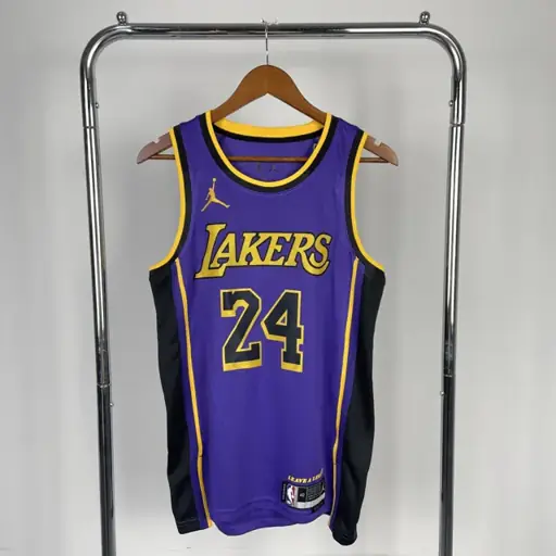 Temporada 23 Lakers edición Jumpman número 24 Kobe