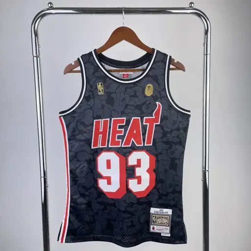 Camiseta de colaboración BAPE×M&N: Miami Heat negro n.º 93