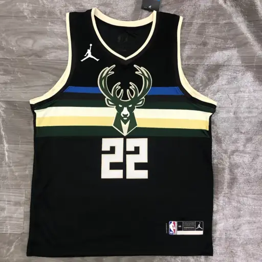 Temporada 21 Milwaukee Bucks Camiseta temática Jordan número 22 Middleton
