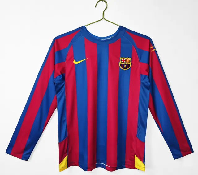 Manga larga: Temporada 2005/06 Barcelona local versión Champions League 3B