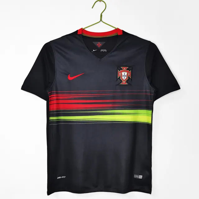 Temporada 2015 Portugal visitante negra retro 8A