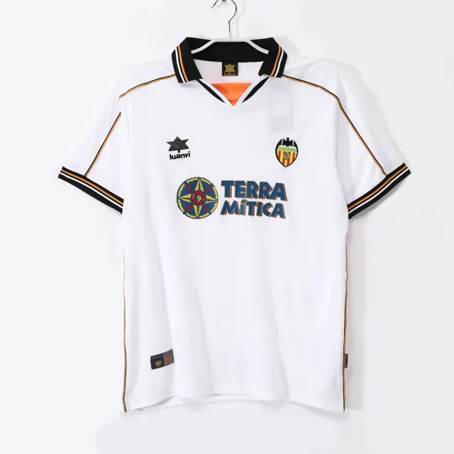 Temporada 1999/00 Valencia CF local 8A