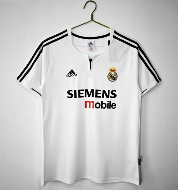 Temporada 2003/04 Real Madrid local retro 8A
