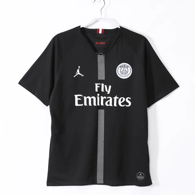 Temporada 2018/19 París local retro 8A