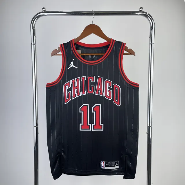 Temporada 23 Chicago Bulls edición Air número 11 DeRozan