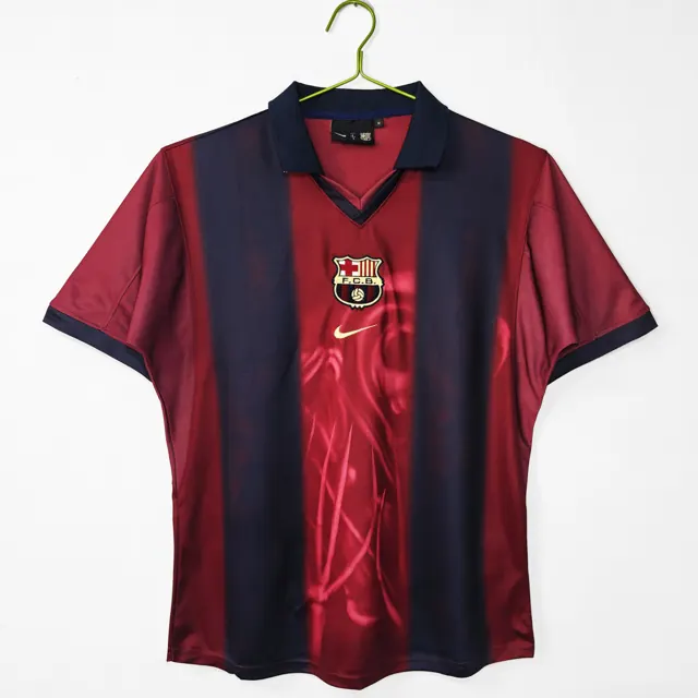 Temporada 2000/01 Barça local retro 5A